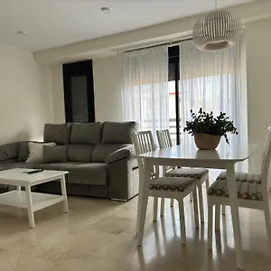 Apartamento Centrico Con Terraza Y Parking Gratuito, Córdoba